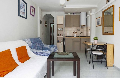 Roses Town Center Apartment | 39 m² Studio flat ∙ 1 bedroom ∙ 4 guests