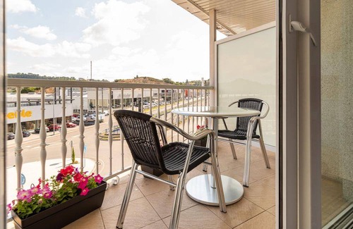 San Cibrao Das Vinas Hotel | 40 m² Hotel ∙ 8 guests