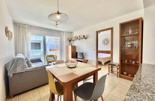 Roses Town Center Apartment | 40 m² Apartment ∙ 1 bedroom ∙ 4 guests