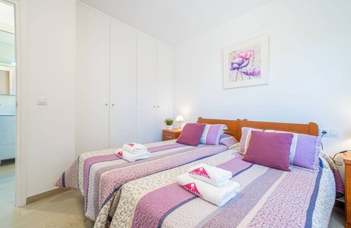 Roses Town Center Apartment | 40 m² Apartment ∙ 1 bedroom ∙ 4 guests