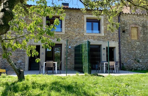 Pals Apartment | 40 m² Apartment ∙ 1 bedroom ∙ 4 guests