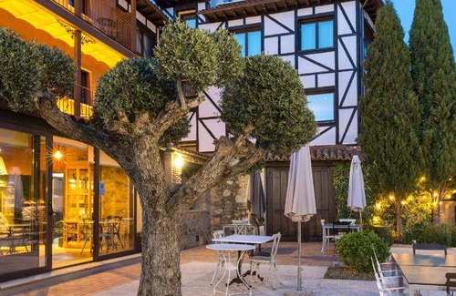 Jerte Hotel | 40 m² Hotel ∙ 2 guests