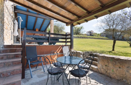 Santa Maria de Besora House | 400 m² House ∙ 3 bedrooms ∙ 11 guests