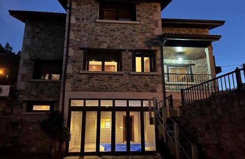 Santa Cristina de Cobres House | 400 m² House ∙ 3 bedrooms ∙ 10 guests