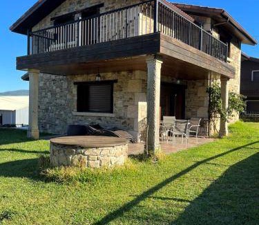 Santa Cristina de Cobres House | 400 m² House ∙ 3 bedrooms ∙ 10 guests