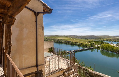Maderuelo House | 400 m² House ∙ 7 bedrooms ∙ 24 guests