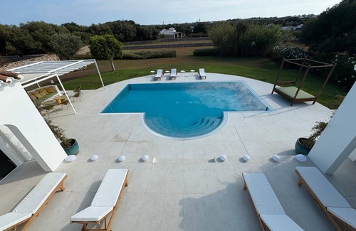 Sant Lluis Villa | 400 m² Villa ∙ 4 bedrooms ∙ 8 guests
