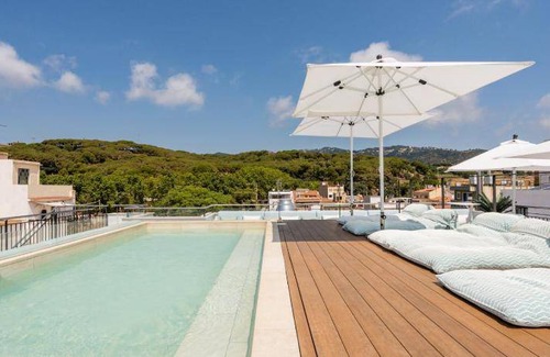 Calella Apartment | 45 m² Serviced apartment ∙ 127 guests