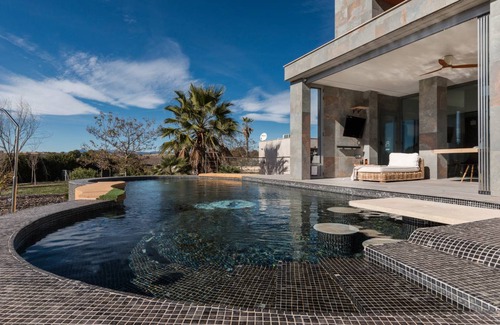 Caravaca de la Cruz Ski Chalet | 450 m² Chalet ∙ 3 bedrooms ∙ 8 guests