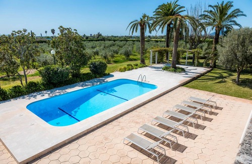 Marratxi Villa | 450 m² Villa ∙ 4 bedrooms ∙ 8 guests