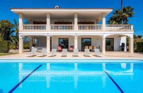 Marratxi Villa | 450 m² Villa ∙ 4 bedrooms ∙ 8 guests