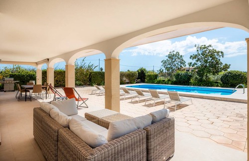 Marratxi Villa | 450 m² Villa ∙ 4 bedrooms ∙ 8 guests