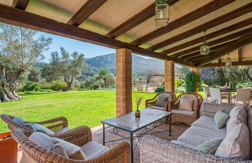 Esporles Villa | 450 m² Villa ∙ 6 bedrooms ∙ 11 guests