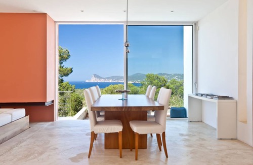 Sant Josep de sa Talaia Villa | 455 m² Villa ∙ 6 bedrooms ∙ 12 guests