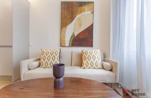 Ciudad Lineal Apartment | 48 m² Apartment ∙ 2 bedrooms ∙ 4 guests