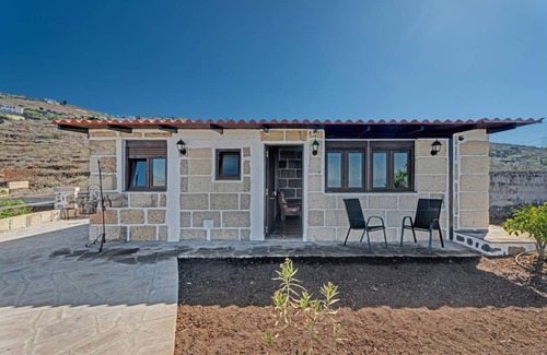 Valle de San Lorenzo House | 50 m² Finca ∙ 1 bedroom ∙ 2 guests