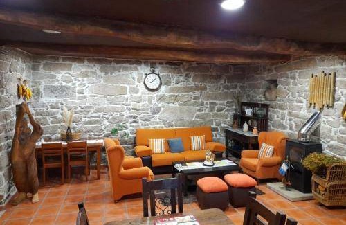 Penarrubia Hostel | 500 m² Hostel ∙ 4 bedrooms ∙ 16 guests