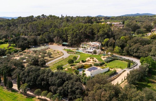 Rupia House | 500 m² House ∙ 5 bedrooms ∙ 14 guests