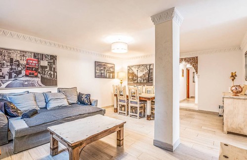 Torrequebrada House | 500 m² House ∙ 6 bedrooms ∙ 14 guests