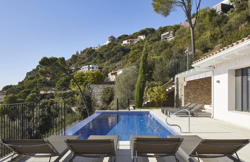Begur House | 503 m² House ∙ 5 bedrooms ∙ 12 guests