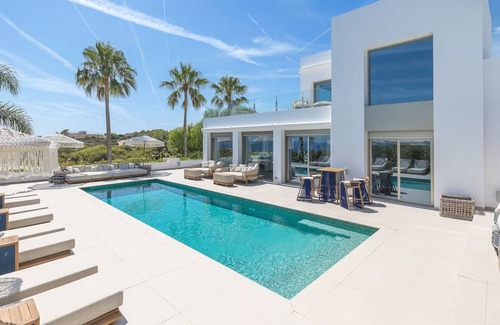 Santa Eulalia del Rio Villa | 512 m² Villa ∙ 5 bedrooms ∙ 10 guests