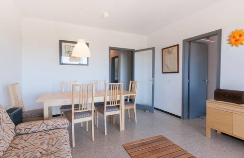Sant Pere Pescador Apartment | 56 m² Apartment ∙ 2 bedrooms ∙ 5 guests