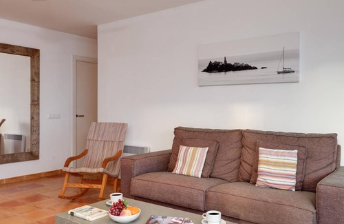 Calella de Palafrugell Apartment | 60 m² Apartment ∙ 2 bedrooms ∙ 4 guests