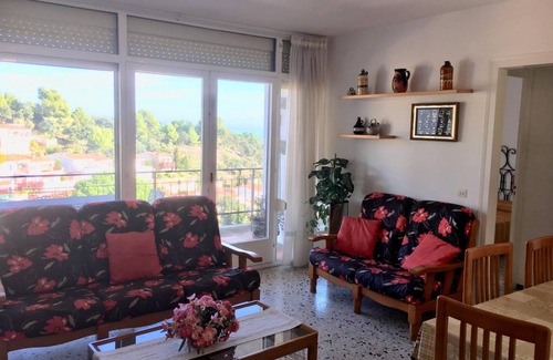 Canyelles Apartment | 60 m² Apartment ∙ 2 bedrooms ∙ 5 guests