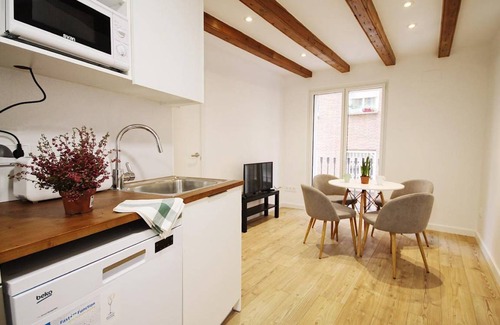 El Poble-sec Resort | 60 m² Private room ∙ 1 bedroom ∙ 2 guests
