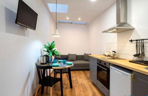 Badalona Apartment | 60 m² Serviced apartment ∙ 2 bedrooms ∙ 6 guests