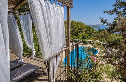 Siesta Villa | 600 m² Villa ∙ 5 bedrooms ∙ 9 guests