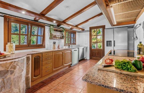 Esporles Villa | 600 m² Villa ∙ 7 bedrooms ∙ 12 guests
