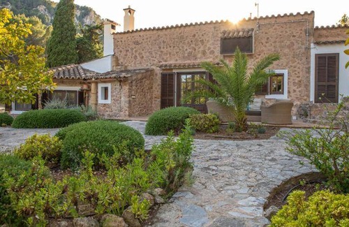 Esporles Villa | 600 m² Villa ∙ 7 bedrooms ∙ 12 guests