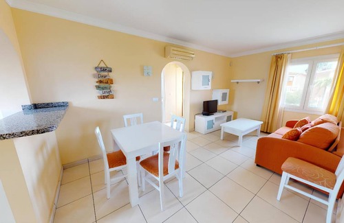 Molinell Apartment | 65 m² Apartment ∙ 2 bedrooms ∙ 4 guests