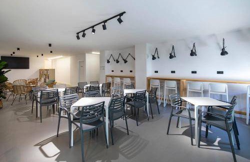 Pontevedra Hostel | 67 m² Hostel ∙ 6 guests