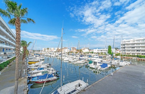Roses Apartment | 68 m² Apartment ∙ 2 bedrooms ∙ 4 guests