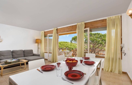Calella de Palafrugell Apartment | 70 m² Apartment ∙ 2 bedrooms ∙ 4 guests