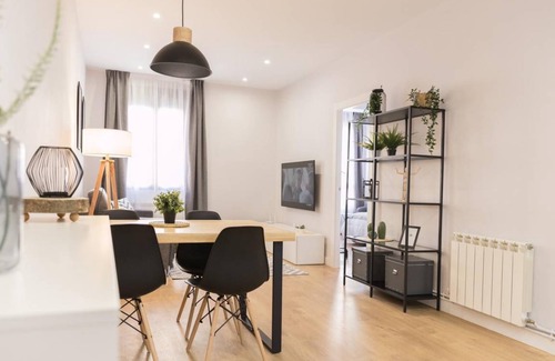 Logrono City Centre Apartment | 70 m² Apartment ∙ 2 bedrooms ∙ 6 guests