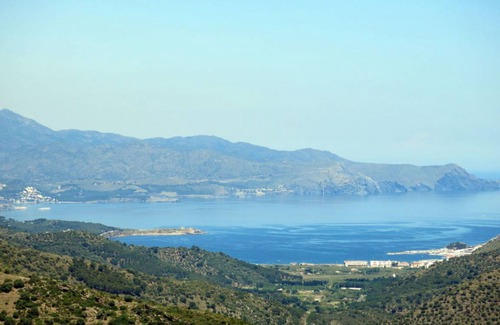 Llanca Apartment | 70 m² Apartment ∙ 3 bedrooms ∙ 5 guests