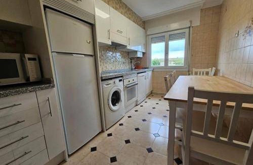 Cimadevilla Apartment | 70 m² Apartment ∙ 3 bedrooms ∙ 5 guests