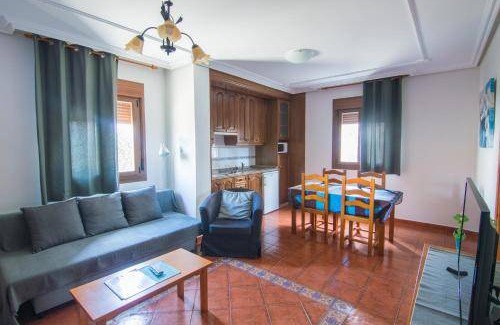 Pinofranqueado House | 70 m² House ∙ 2 bedrooms ∙ 6 guests