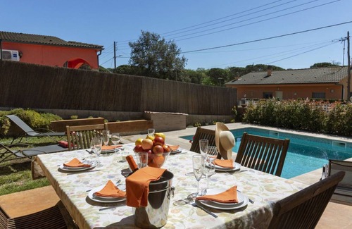 Sils Other | 75 m² Accommodation ∙ 3 bedrooms ∙ 6 guests