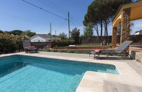 Sils Other | 75 m² Accommodation ∙ 3 bedrooms ∙ 6 guests