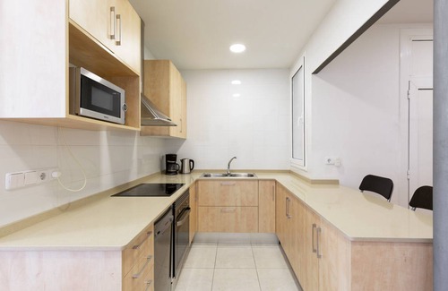 Sant Antoni Apartment | 75 m² Apartment ∙ 2 bedrooms ∙ 4 guests