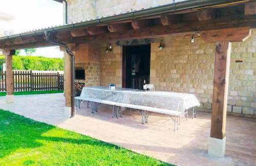 Quintanar de la Sierra House | 750 m² House ∙ 5 bedrooms ∙ 10 guests