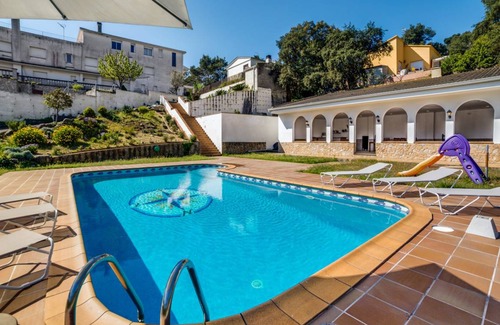 Palafolls House | 750 m² House ∙ 10 bedrooms ∙ 20 guests