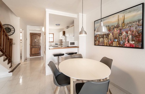 Roses Town Center House | 76 m² House ∙ 2 bedrooms ∙ 4 guests