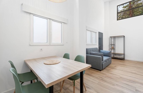 Nou Moles Apartment | 80 m² Apartment ∙ 2 bedrooms ∙ 6 guests