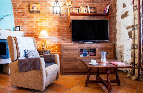 Neila de San Miguel Ski Chalet | 80 m² Chalet ∙ 1 bedroom ∙ 2 guests