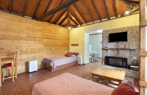 Santa Cruz de Tenerife Ski Chalet | 80 m² Chalet ∙ 1 bedroom ∙ 7 guests